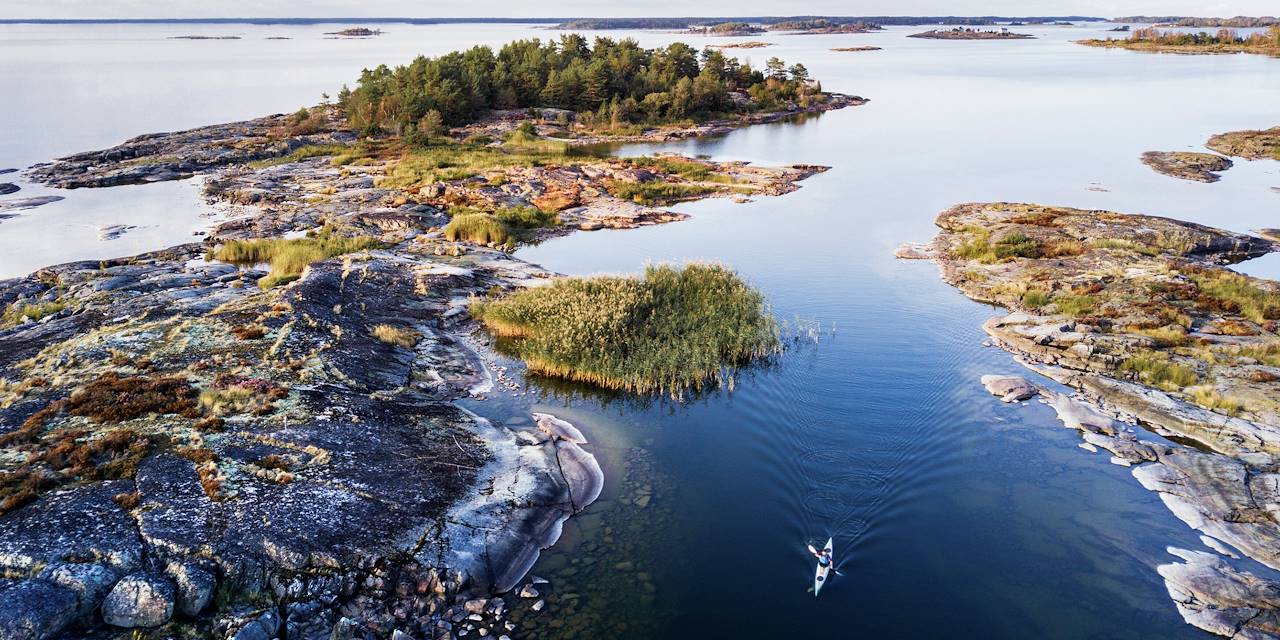 Kayak dans l'archipel de Lüro - Lac de Vänern - Suède