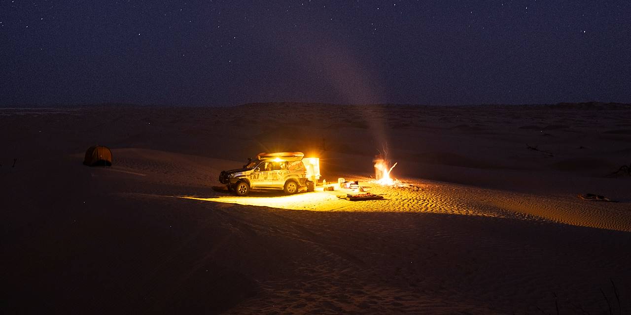 Passer la nuit dans le désert Wahiba Sands - Oman