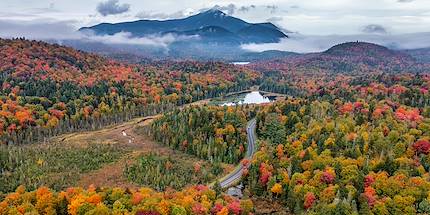 Parc national du Mont Orford durant l'automne - Québec - Canada