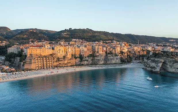 Tropea, sous le coucher du soleil - Calabre - Italie
