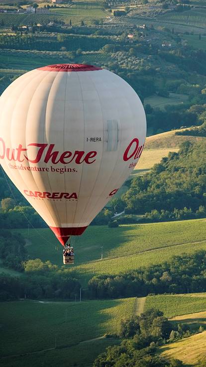 Vol en montgolfière au dessus de la Toscane - Italie