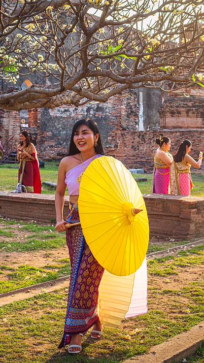 Festival annuel qui rend hommage au roi Narai Le Grand dans le Wat Phra Sri Ratana Mahathat de Lopburi - Thailande