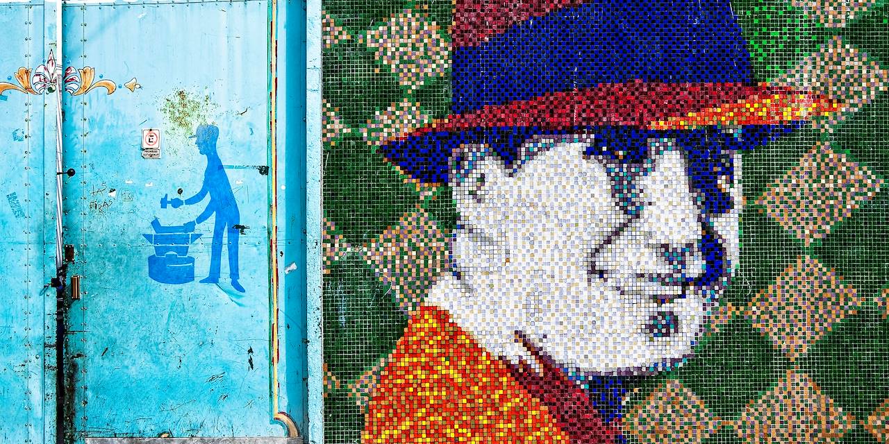 Street art à Buenos Aires : portrait de Carlos Gardel - Argentine